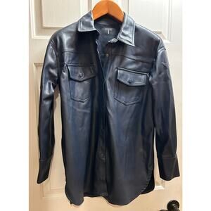 T Tahari Blue Faux Leather Snap Front Shirt Jacket Shacket, Size M